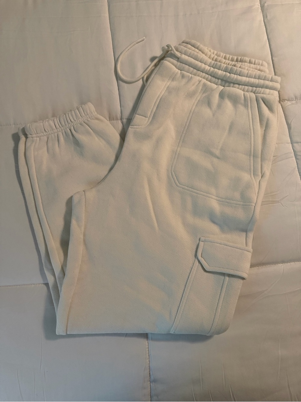 Z Supply women’s Cream Cargo Joggers